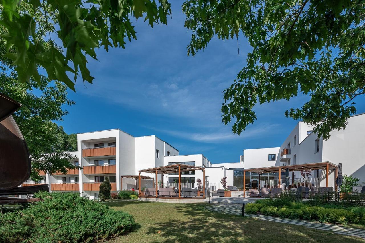 Hotel Auksines Kopos à Šventoji Extérieur photo